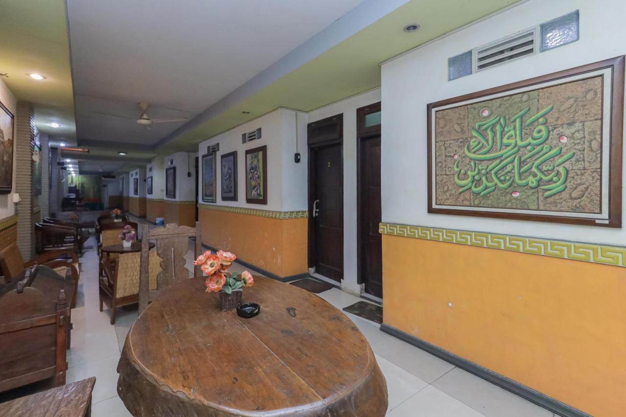 Reddoorz Near Stasiun Malang Kota Lama 2 Exterior foto